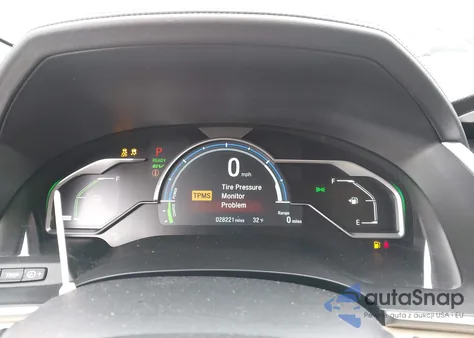 2018 Honda Clarity Plug-In Hybrid Touring из США, поврежденный, VIN JHMZC5F37JC009726